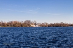 Ein Blick nach Süden über den See