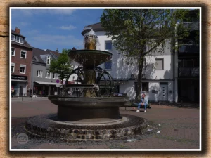 mai-2023-Heinsberg-Brunnen-auf-dem Marktplatz-1010055